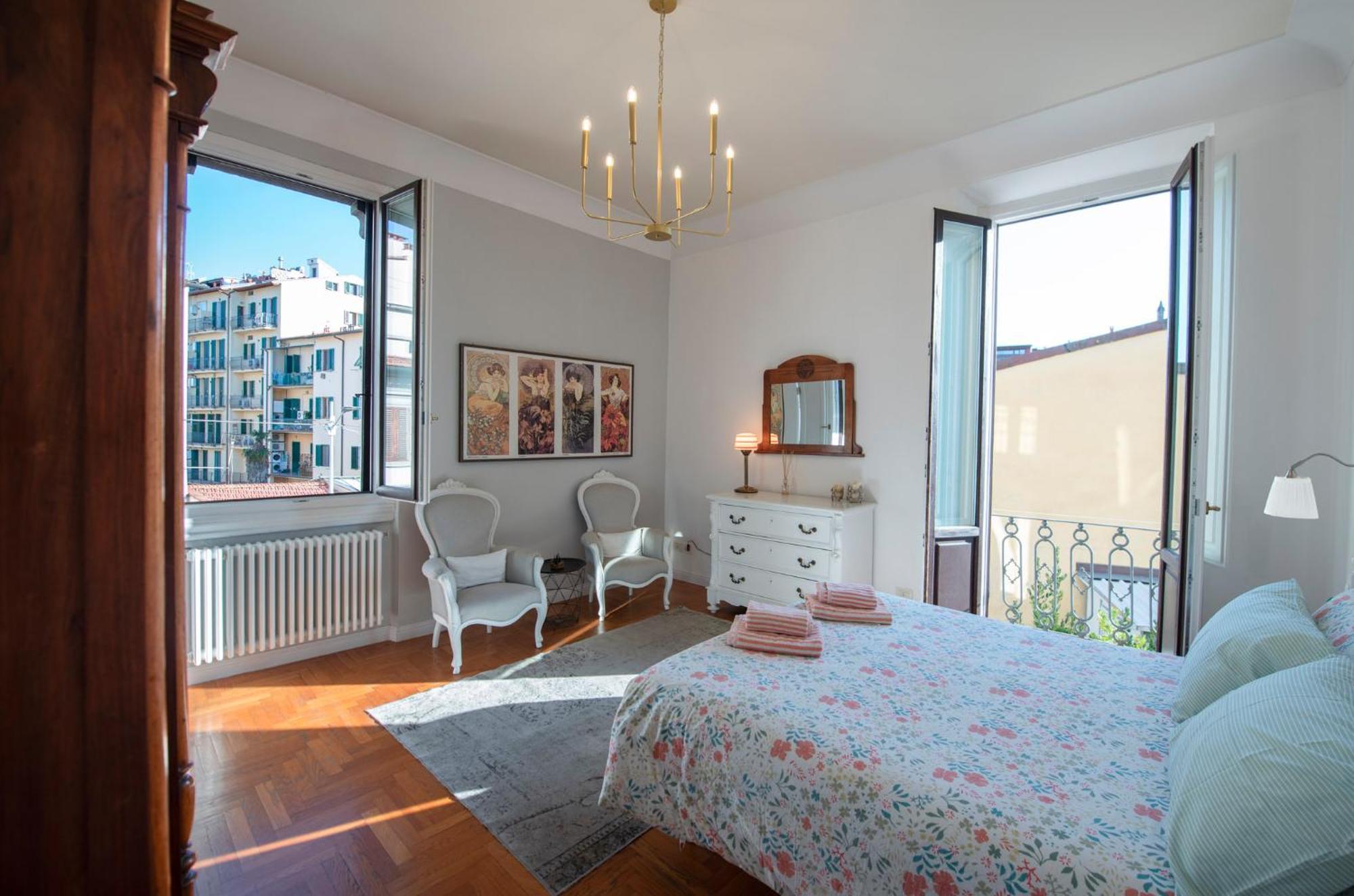 Romantic And Charming Apartments Флоренция Екстериор снимка